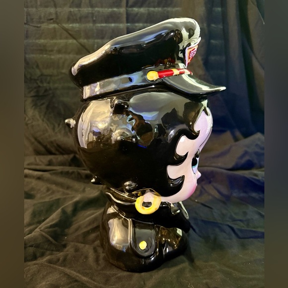 Betty Boop "Biker" Cookie Jar Rare Collectable - Picture 14 of 16